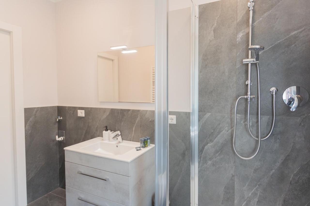 Sant'Agostino Apartments By Rent All Côme Extérieur photo
