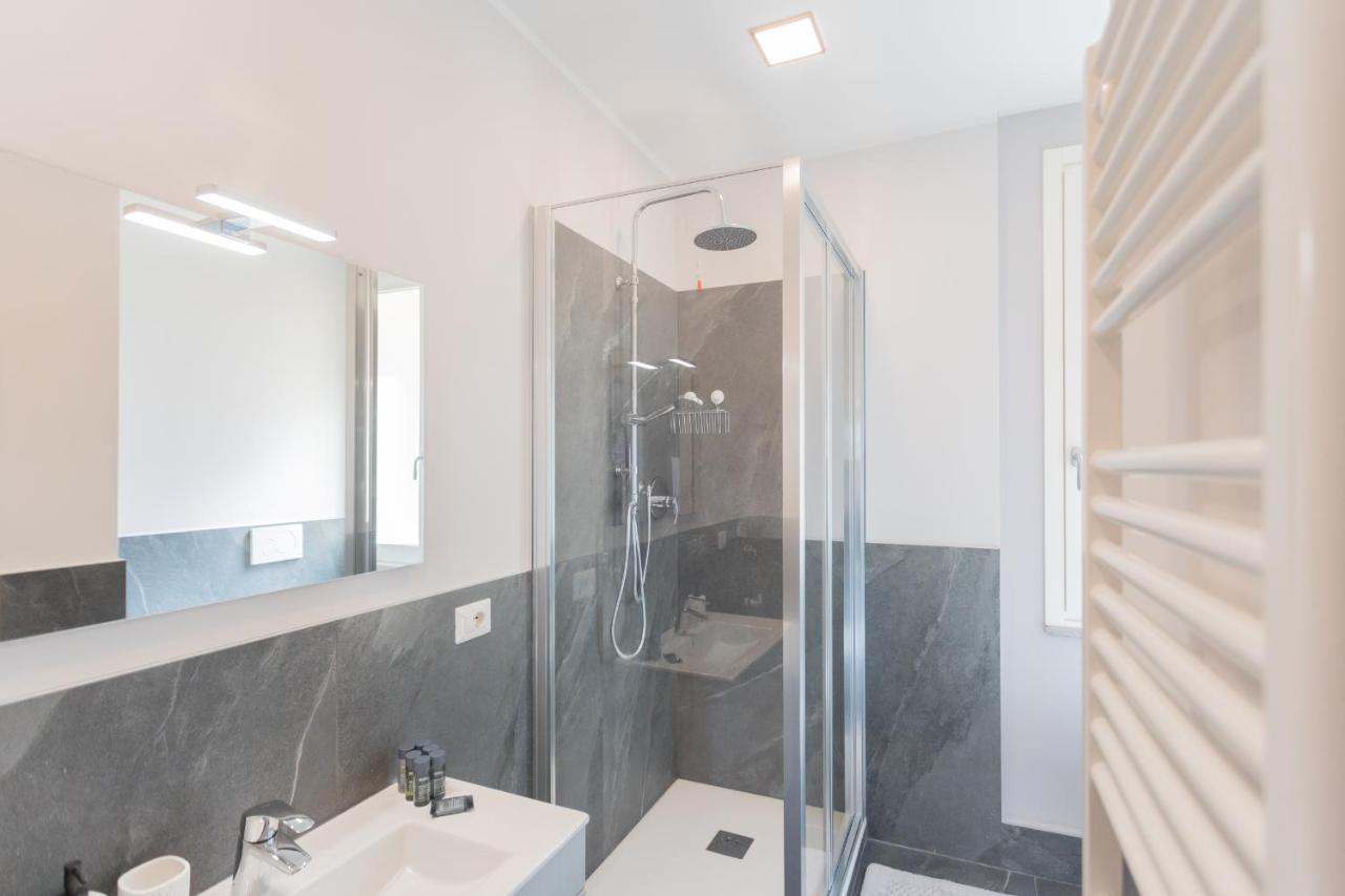 Sant'Agostino Apartments By Rent All Côme Extérieur photo