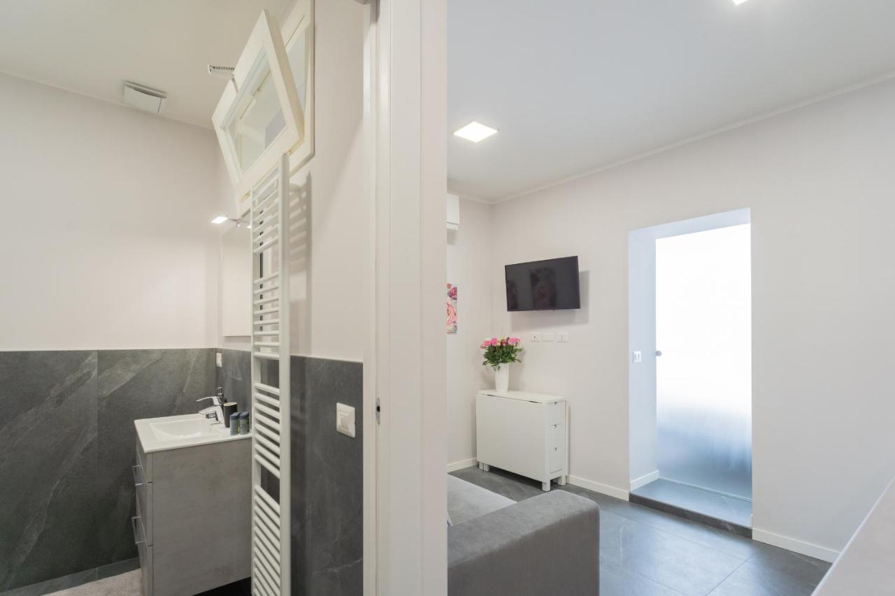 Sant'Agostino Apartments By Rent All Côme Extérieur photo
